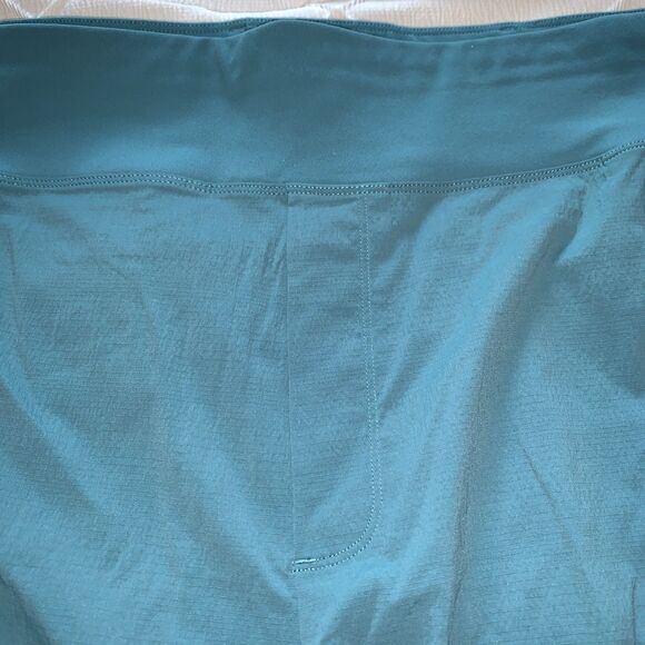 Athleta Trekkie North Short Teal Blue Green - Picture 2 of 13